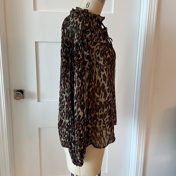 Walter Baker Sheer brown and black Leopard Blouse size small - Picture 5 of 10